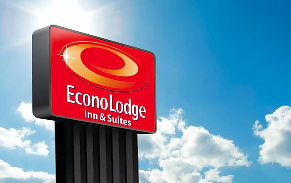 Econo Lodge Inn & Suites