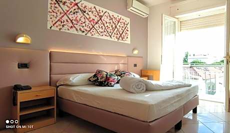 Quadruple Room with Balcony
