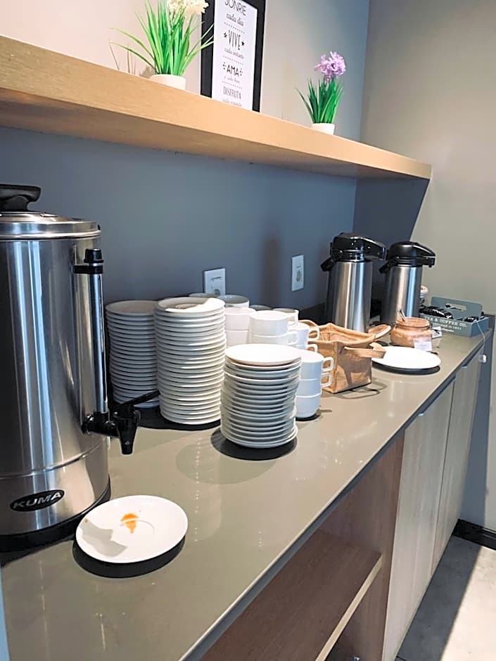 ibis styles Montevideo Biarritz