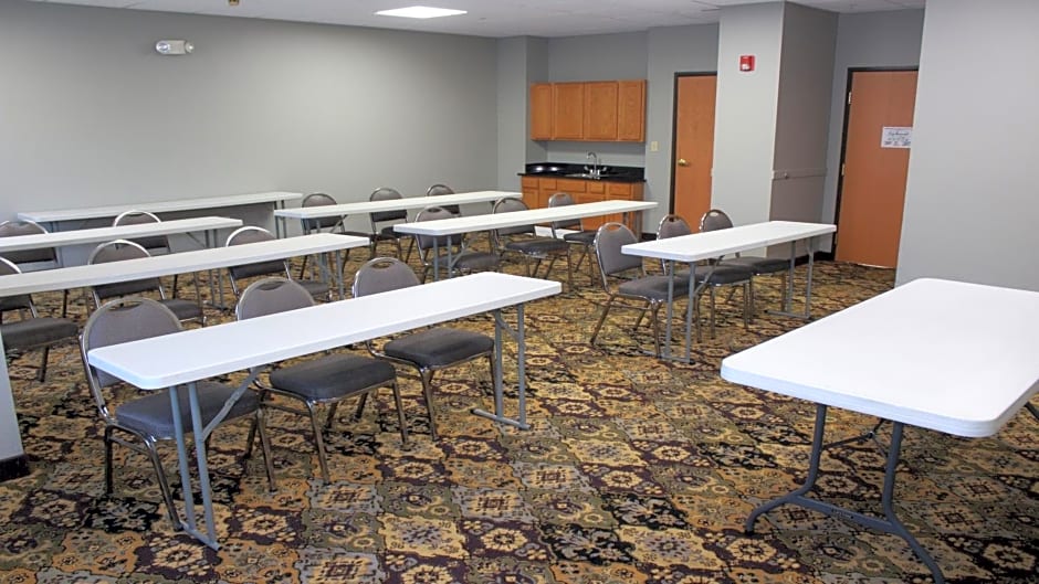 Holiday Inn Express & Suites Wilson-Downtown By IHG