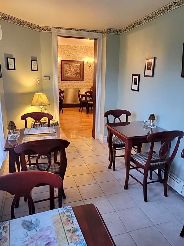 Cranberry Cove Inn