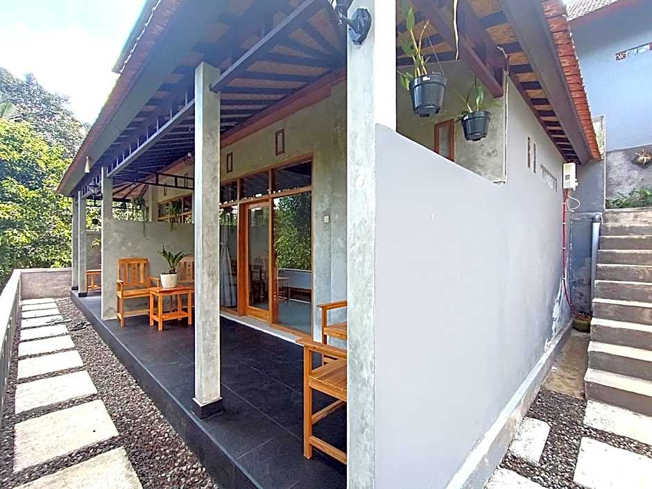 Artomoro Bali