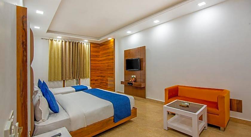 Hotel Rahul Palace