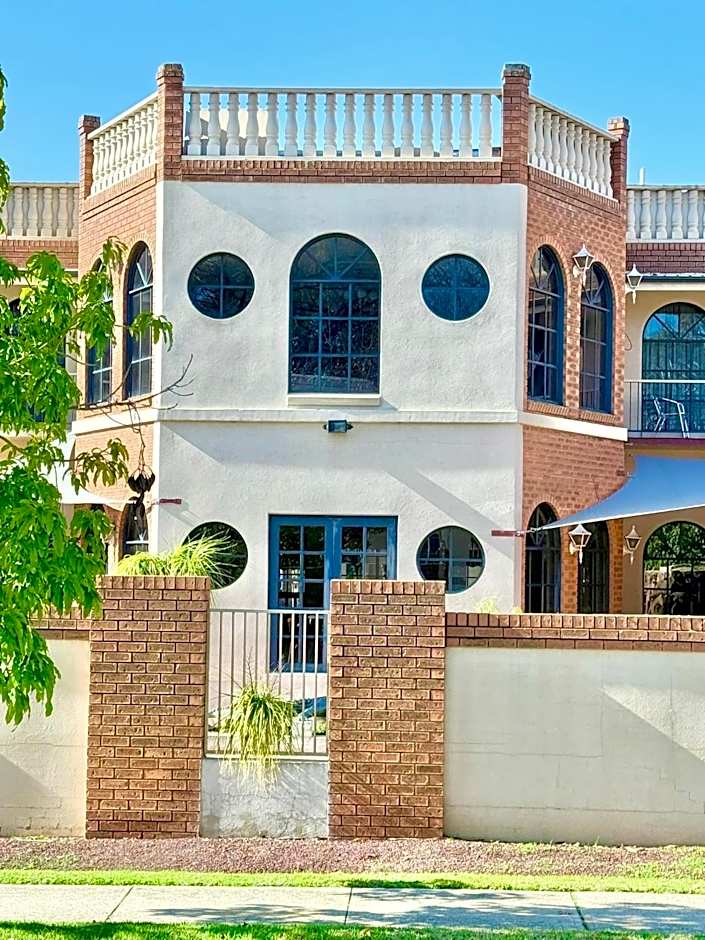 Albury Paddlesteamer Motel