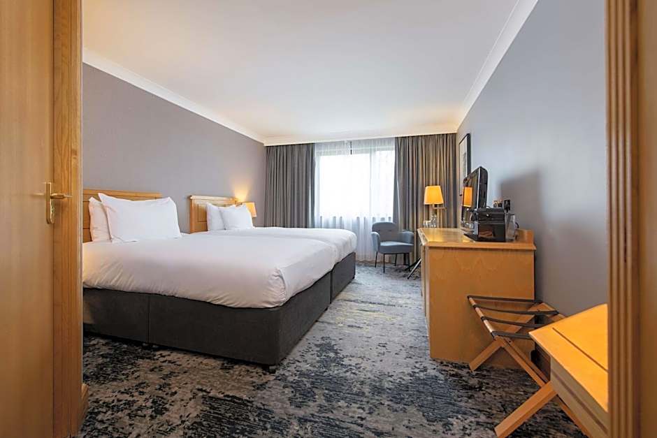DoubleTree by Hilton Swindon