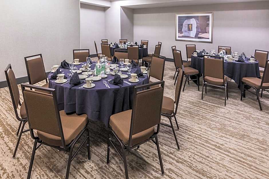 Holiday Inn Denver East By IHG