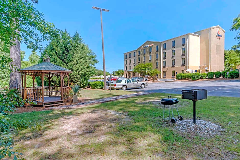 Comfort Suites Columbus State University Area