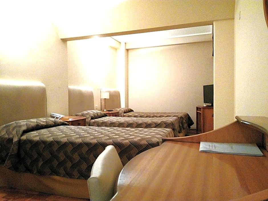 Tritone Hotel