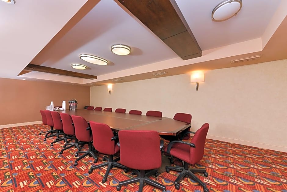Quality Suites