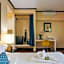 Parasol Blanc Hotel