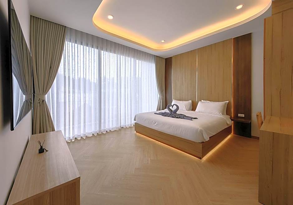 Bangtao Luxury Pool Villa - PrymaVerde