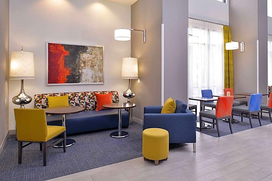 Hampton Inn By Hilton & Suites Shelby