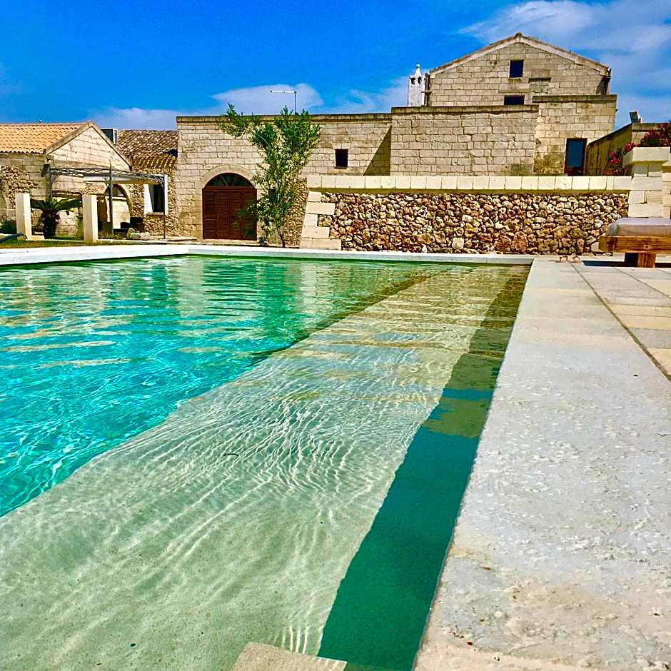 Agriturismo Alonì Costarella Masseria