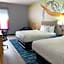 La Quinta Inn & Suites by Wyndham San Antonio Seaworld LAFB