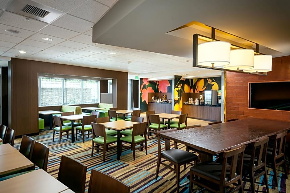 Fairfield Inn & Suites by Marriott Tacoma DuPont
