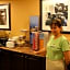 Hampton Inn By Hilton Long Island/Commack