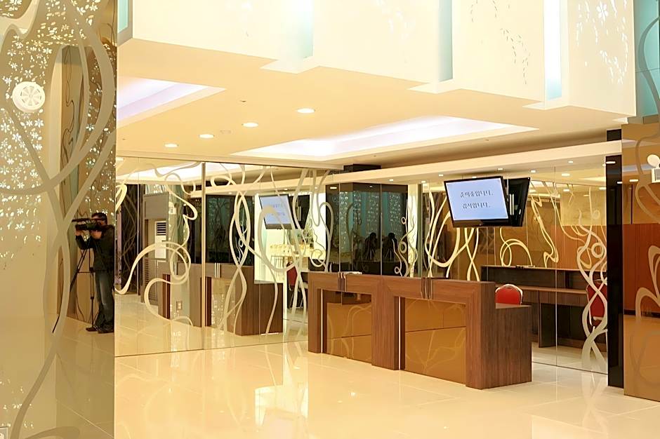 Tongyeong Bay Condo Hotel