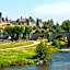 Hotel du Pont Vieux, au pied de la Cité Médiévale