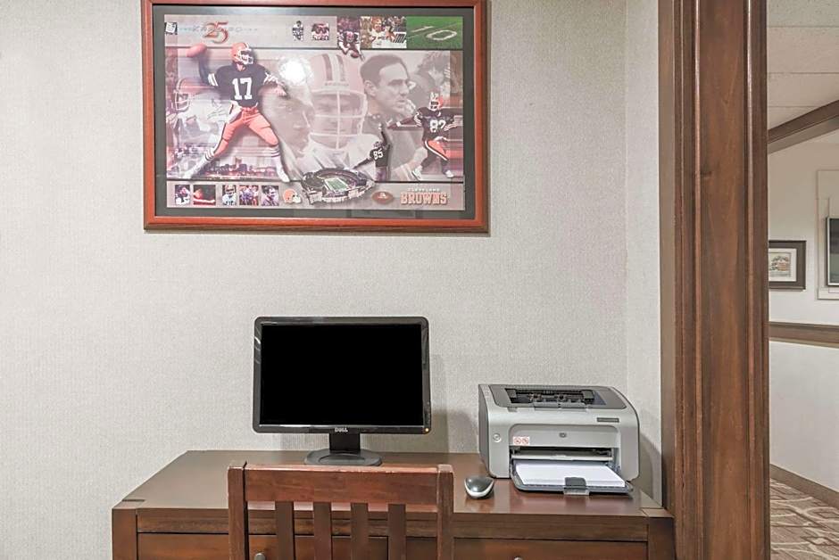 Hawthorn Extended Stay by Wyndham Seville