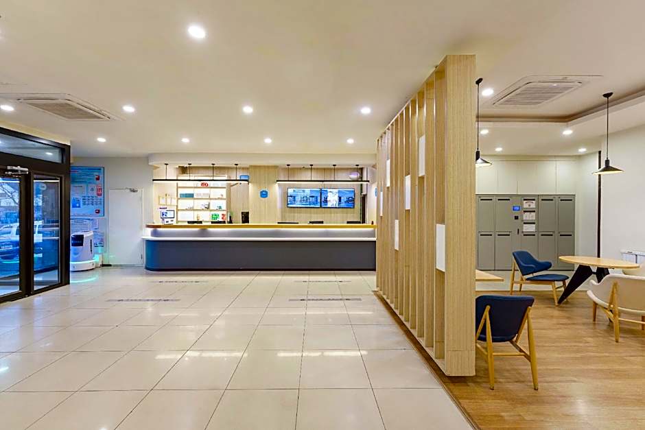 Hanting Hotel Dandong Railway Station