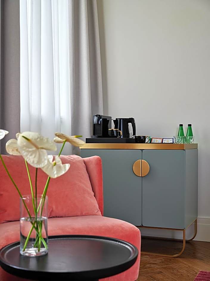 Hotel Altus Palace - Destigo Hotels