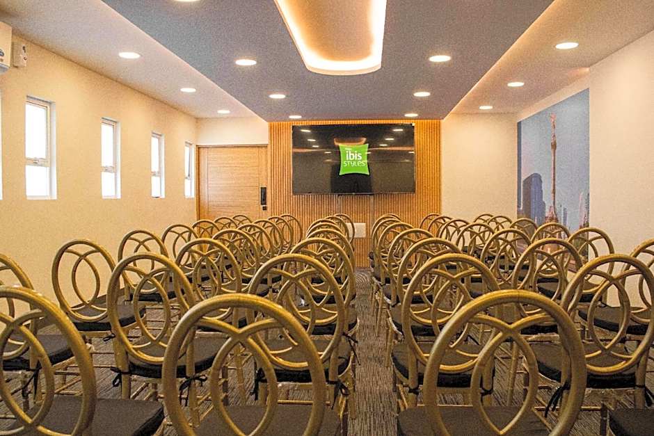 ibis Styles Mexico Reforma