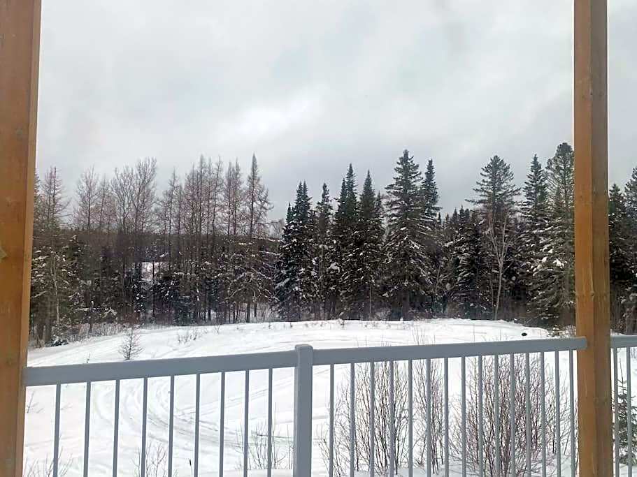 Le Monk ,chalet, motoneige, quad ,nature, randonné pédestre