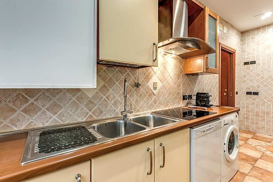 Sapphire Apartment