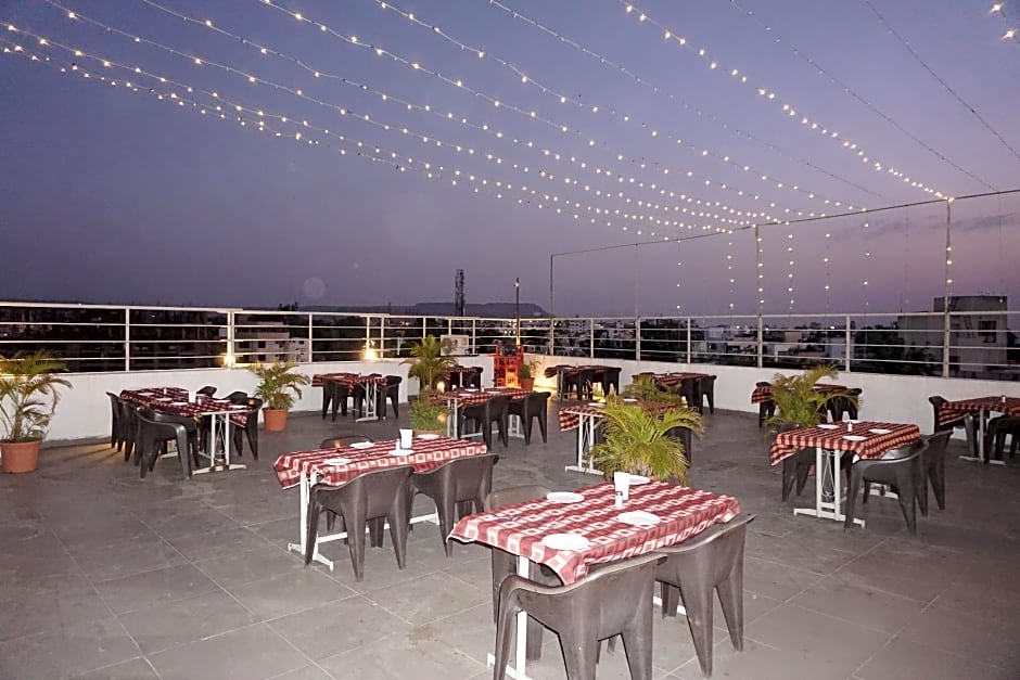 Hotel Kohinoor Plaza