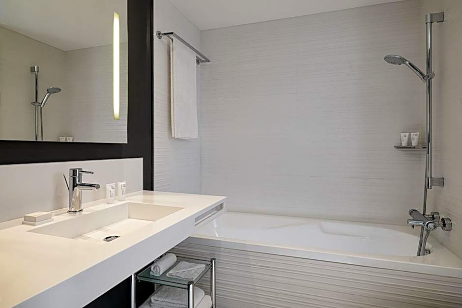 AC Hotel by Marriott Nice