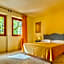 Residence with swimming-pool and thermal pools in Sorano