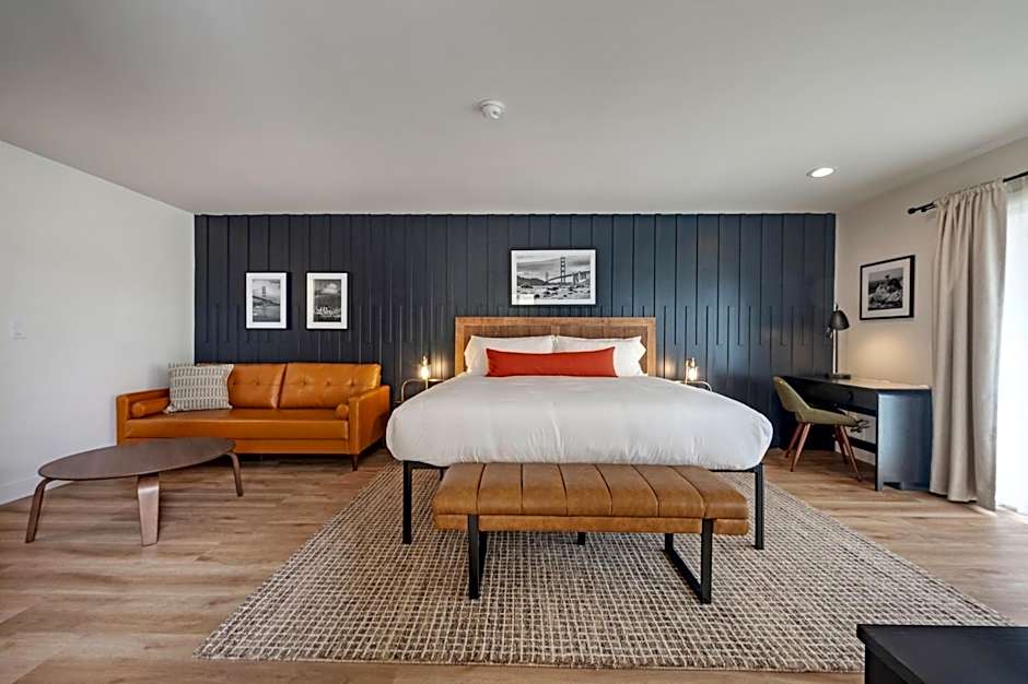 Bodega Coast Inn and Suites