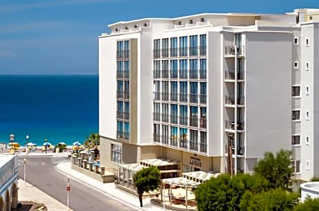 Mitsis La Vita Beach Hotel