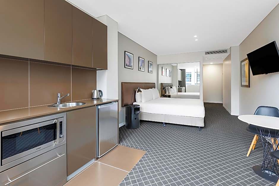 Foto 1 van 10 van Premium Studio 1 King Bed Suite