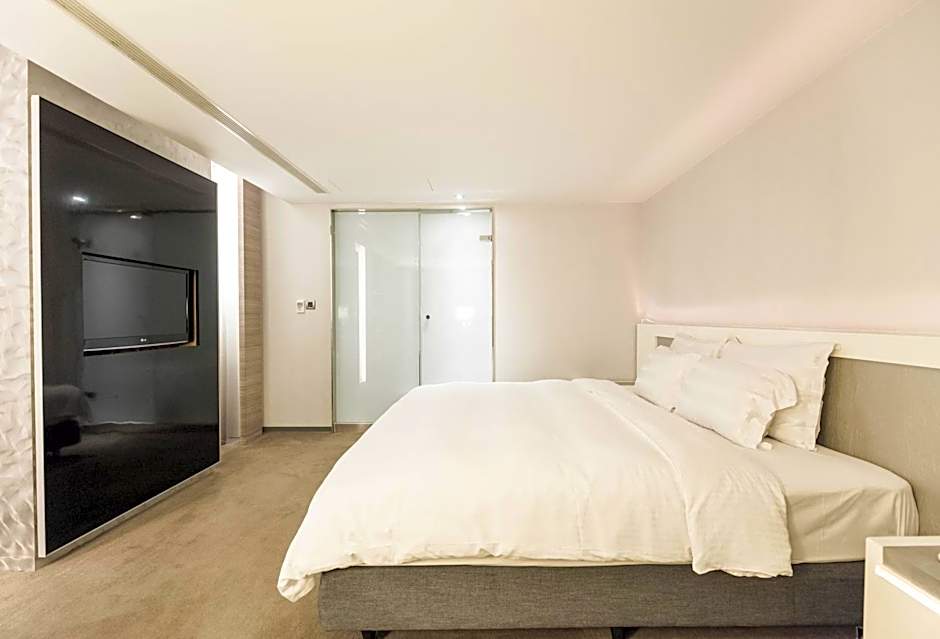 Saual Keh Hotel