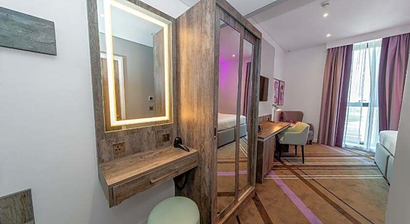 Premier Inn Dubai Barsha Heights