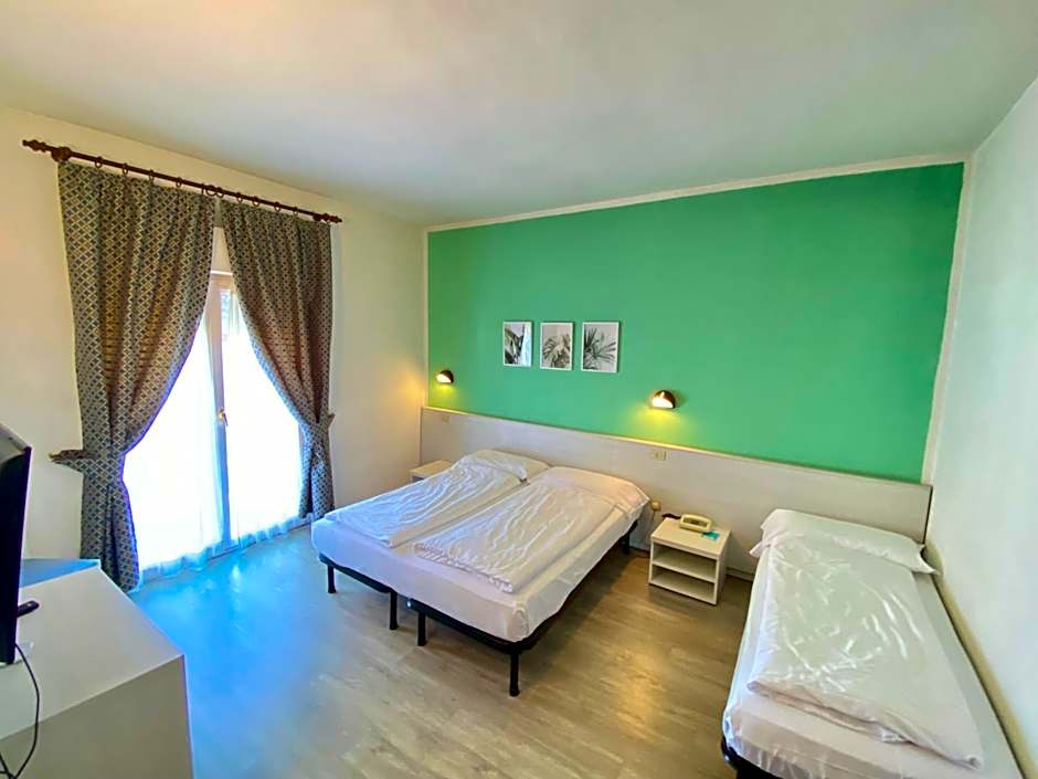 Hotel Alberello - Varone