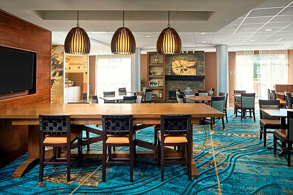 Fairfield Inn & Suites by Marriott Easton