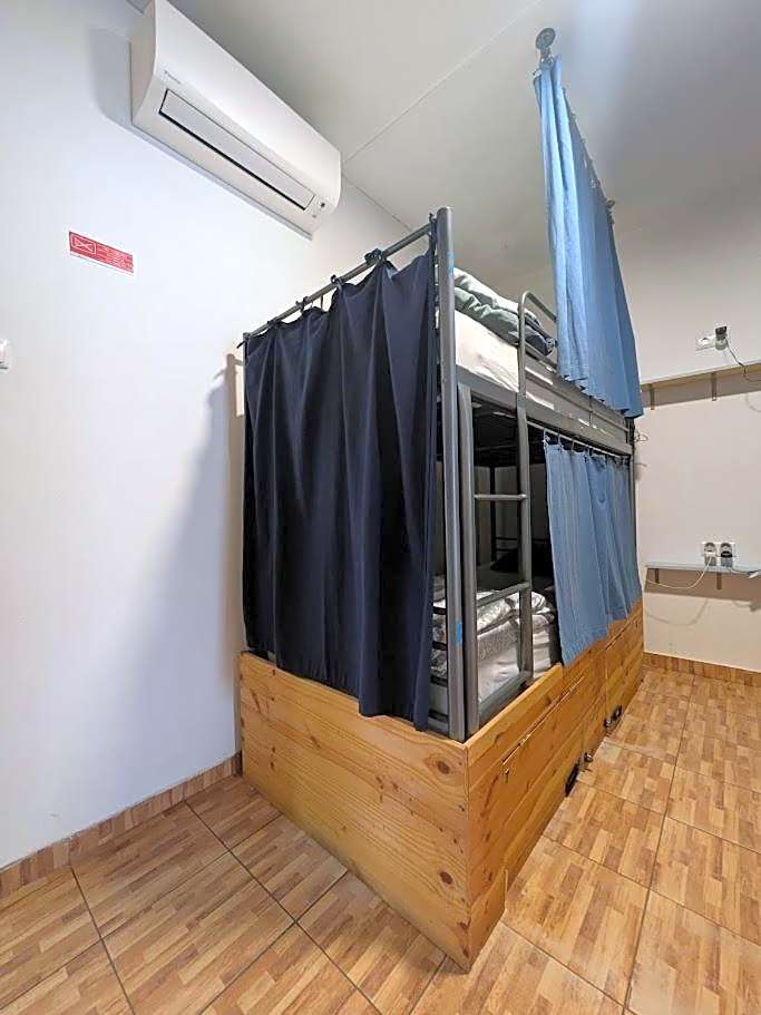 Orange3 Hostel