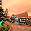 Elliannah Pines Hotel