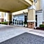 Comfort Suites near Hot Springs Park