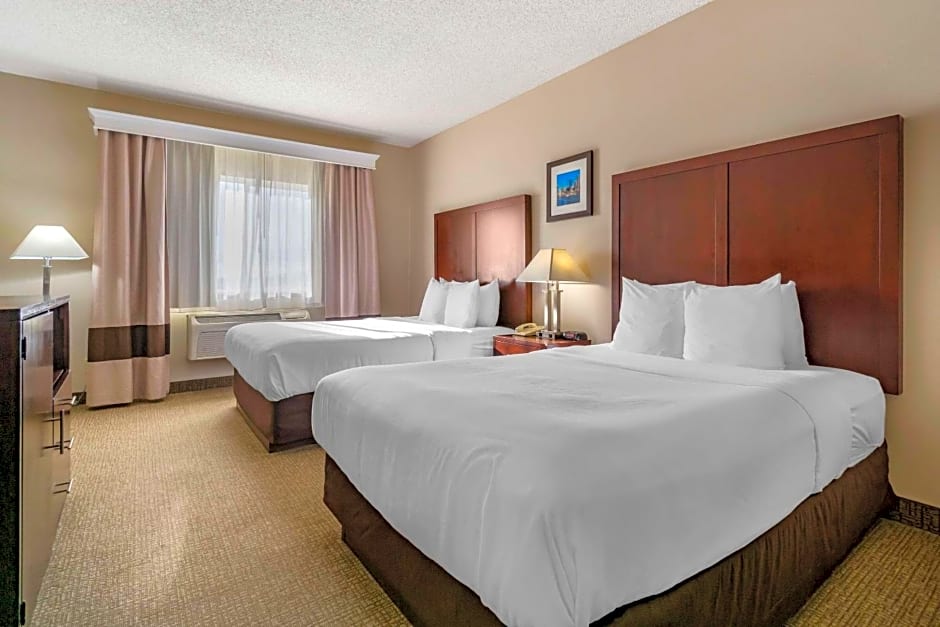Comfort Inn & Suites Seattle North