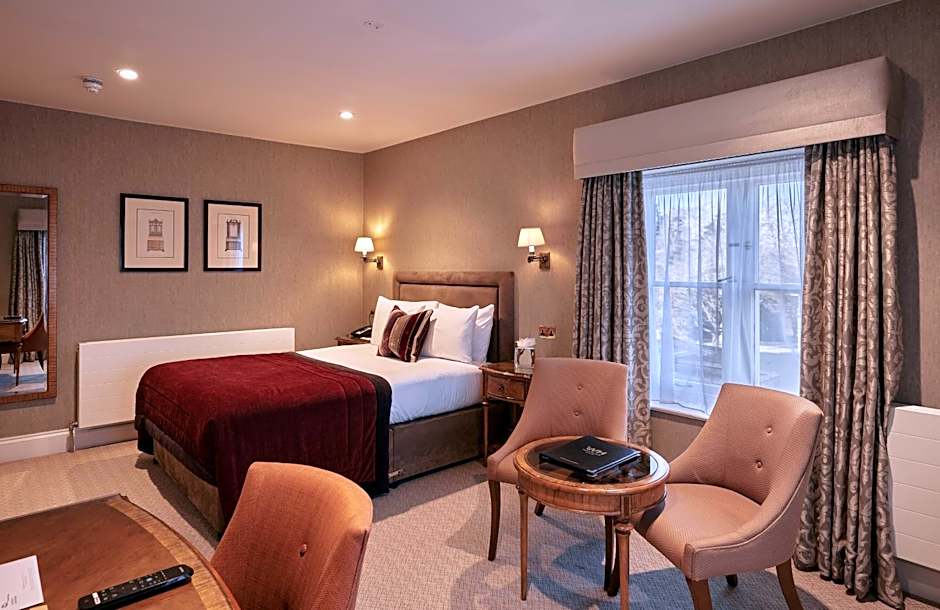 Wivenhoe House Hotel