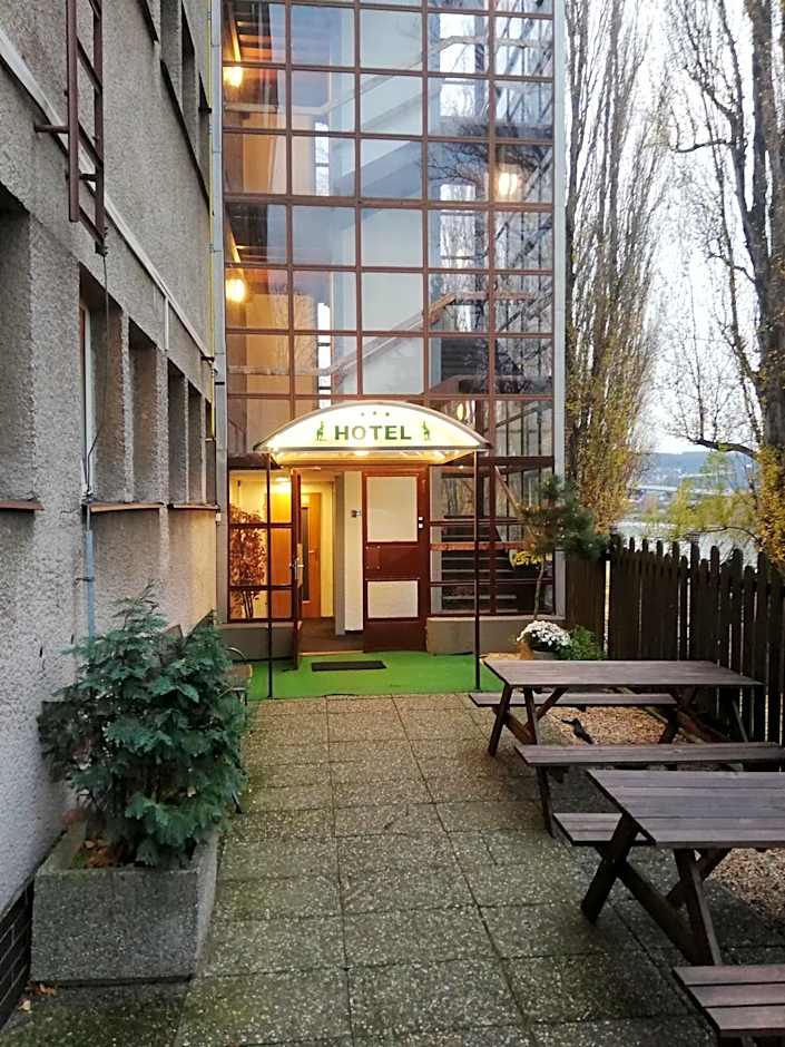 Hotel Bohemians