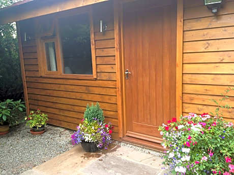 Manor Garden Lodge