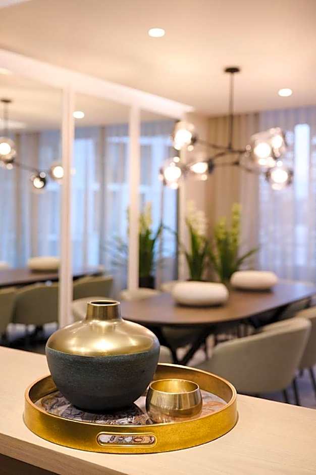 Ellipse Waterfall Executive Apartments