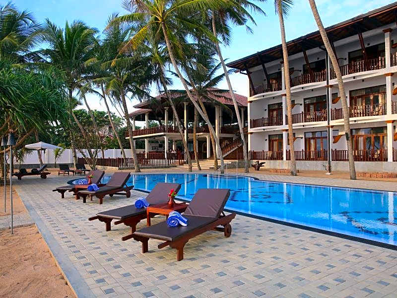 Whispering Palms Hotel