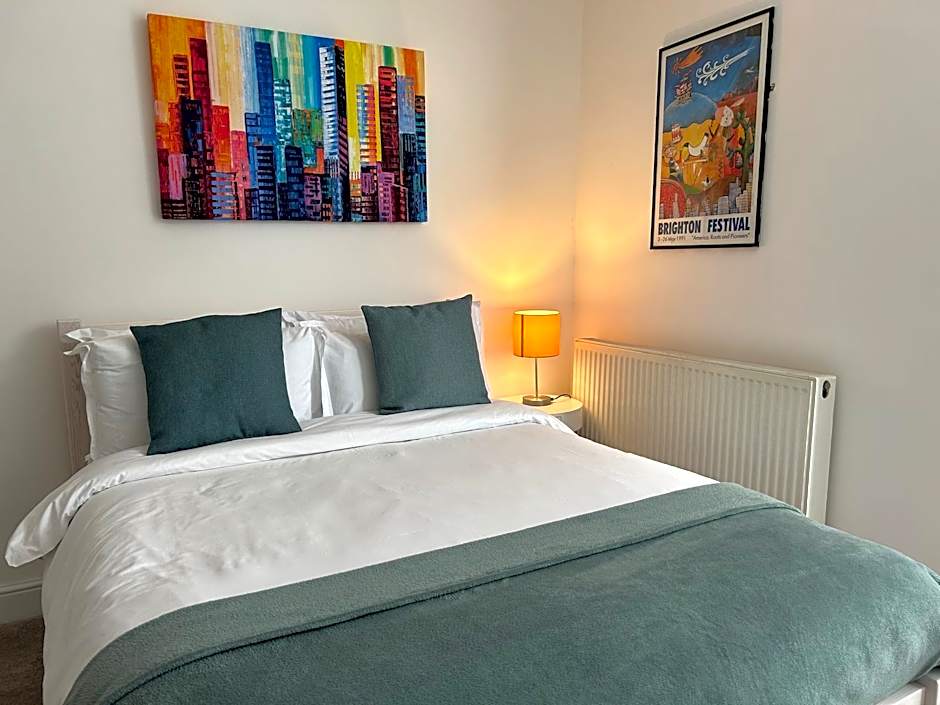 Upper Rock Brighton – Guest House