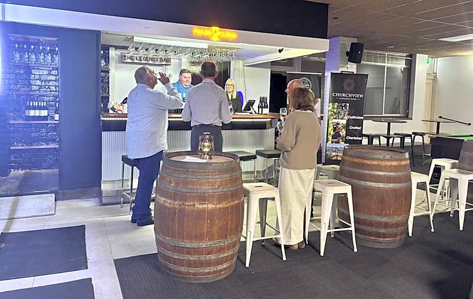 The Club Hotel Collie