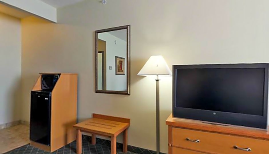 Holiday Inn Express Hotel & Suites Lincoln South, an IHG Hotel